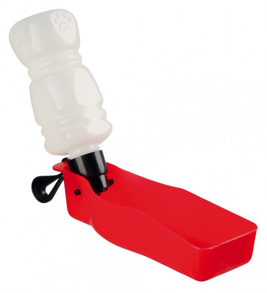 Vatnsdallur með flösku