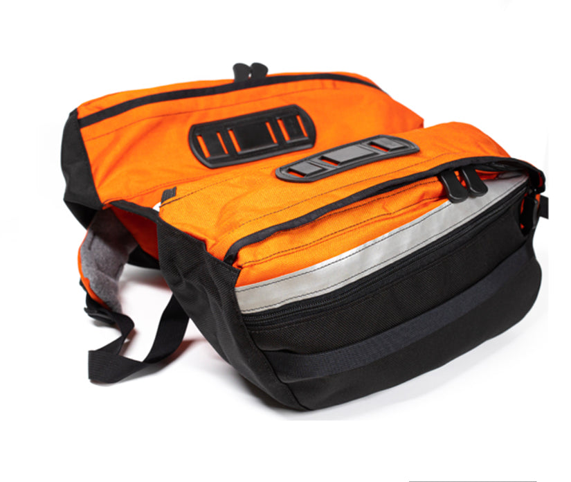 Wolf packs Banzai bakpoki