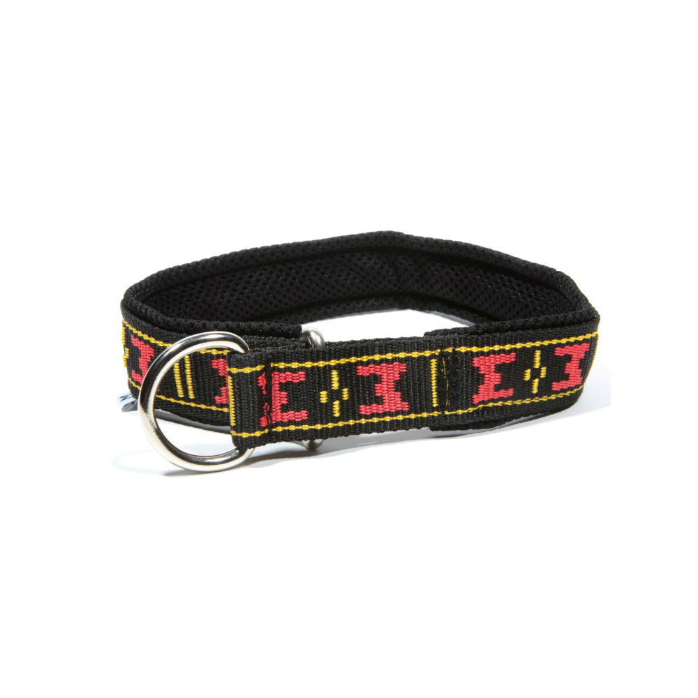 Manmat fóðruð ól